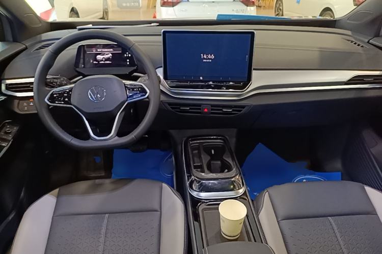 Used Volkswagen ID.4 CROZZ 2026 Model Pure Enjoyment Edition PURE Center Console