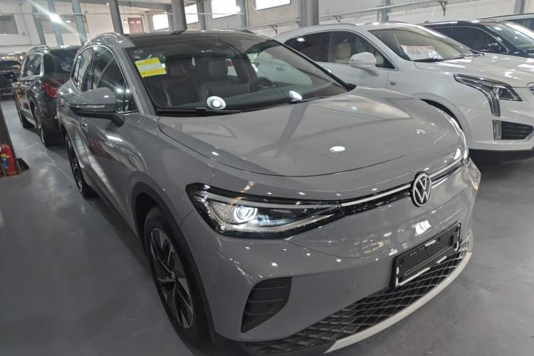 Used Volkswagen ID.4 CROZZ 2026 Model Pure Enjoyment Edition PURE Front Right 45 Deg