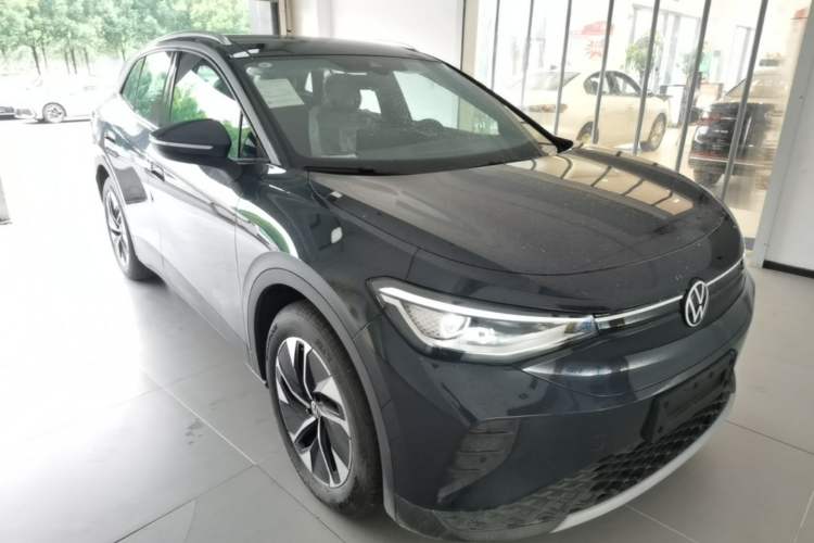 Used Volkswagen ID.4 CROZZ 2026 Model Pure Enjoyment Edition PURE Front Right 45 Deg