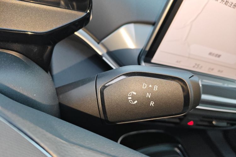 Used Volkswagen ID.4 CROZZ 2026 Model Pure Enjoyment Edition PURE Gear Lever
