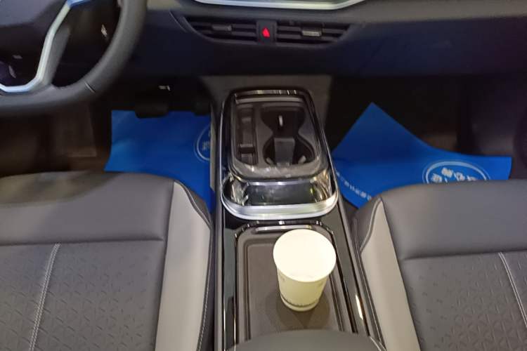 Used Volkswagen ID.4 CROZZ 2026 Model Pure Enjoyment Edition PURE Gear Lever