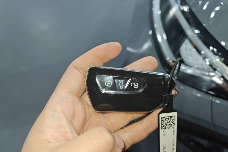 Used Volkswagen ID.4 CROZZ 2026 Model Pure Enjoyment Edition PURE Interior 1