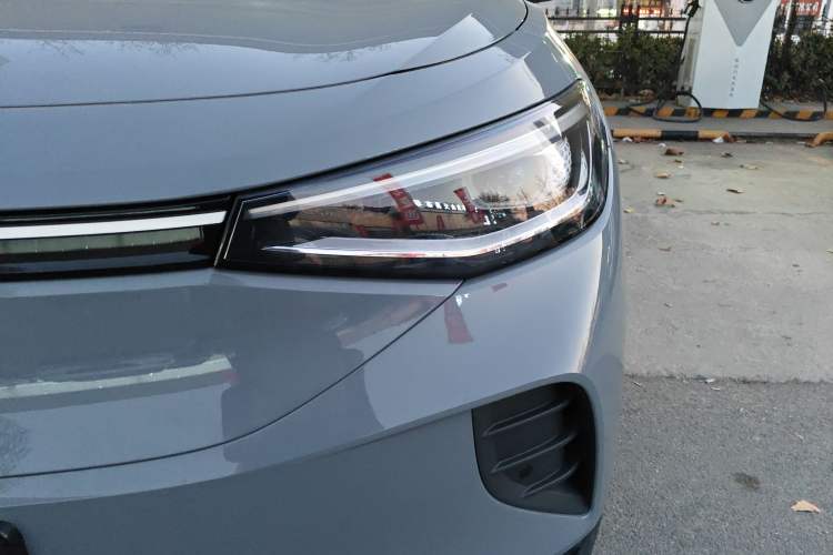 Used Volkswagen ID.4 CROZZ 2026 Model Pure Enjoyment Edition PURE Left Front Headlight