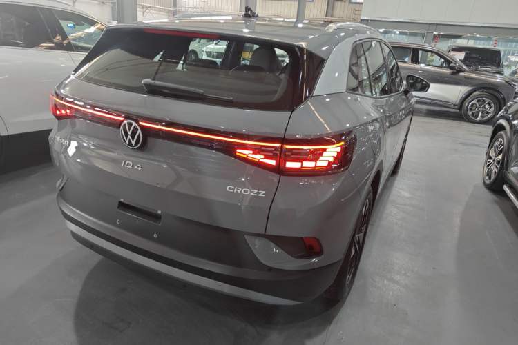 Used Volkswagen ID.4 CROZZ 2026 Model Pure Enjoyment Edition PURE Rear Right 45 Deg