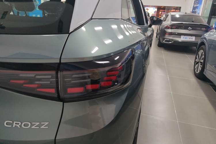 Used Volkswagen ID.4 CROZZ 2026 Model Pure Enjoyment Edition PURE Right Rear Taillight
