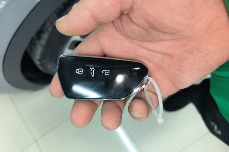 Used Volkswagen ID.4 CROZZ 2026 Model Pure Enjoyment Edition PURE Vehicle Key