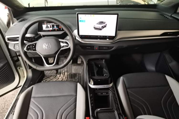 Used Volkswagen ID.4 CROZZ 2026 Model Pure Enjoyment Edition PURE Center Console