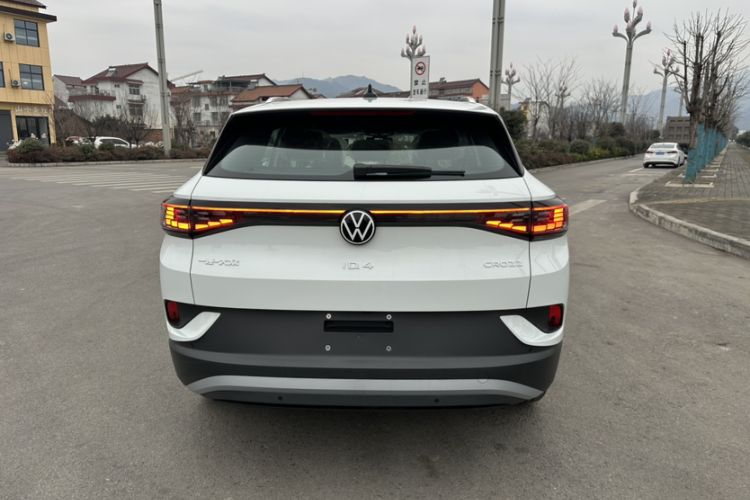 Used Volkswagen ID.4 CROZZ 2026 Model Pure Enjoyment Edition PURE Exterior 4