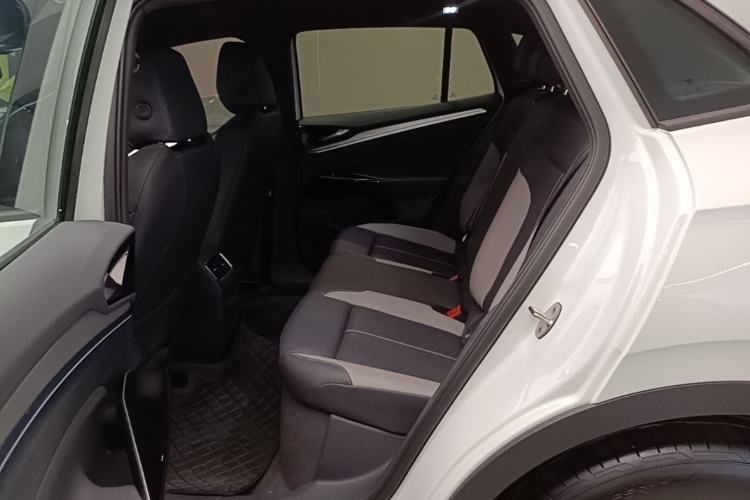 Used Volkswagen ID.4 CROZZ 2026 Model Pure Enjoyment Edition PURE Left Rear Seat