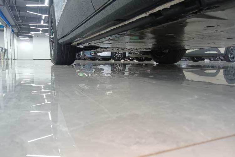 Used Volkswagen ID.4 CROZZ 2026 Model Pure Enjoyment Edition PURE Left Side Sill