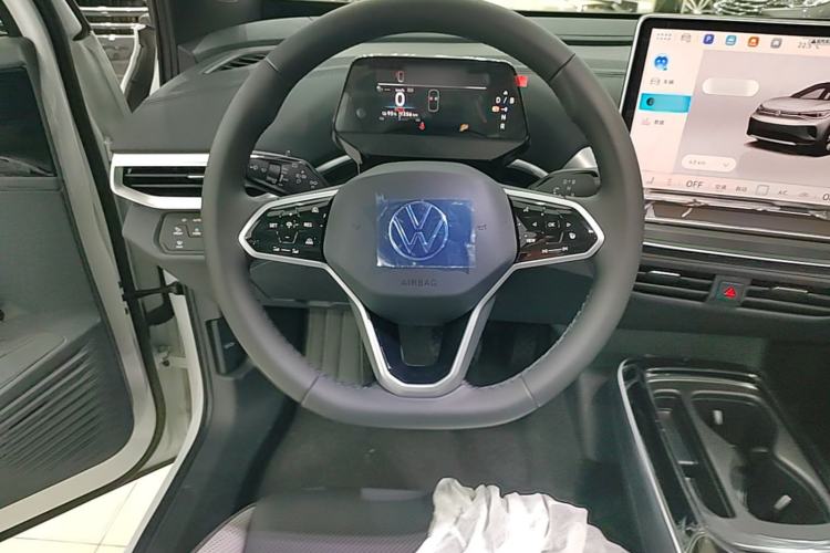 Used Volkswagen ID.4 CROZZ 2026 Model Pure Enjoyment Edition PURE Steering Wheel