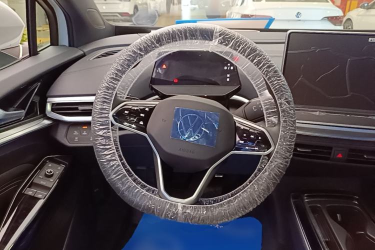 Used Volkswagen ID.4 CROZZ 2026 Model Pure Enjoyment Edition PURE Steering Wheel