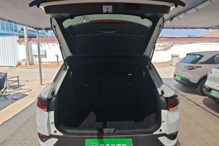 Used Volkswagen ID.4 CROZZ 2026 Model Pure Enjoyment Edition PURE Trunk