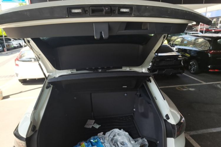 Used Volkswagen ID.4 CROZZ 2026 Model Pure Enjoyment Edition PURE Trunk