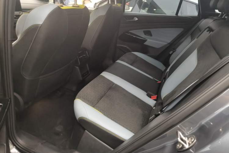 Used Volkswagen ID.4 X 2021 Prime Kinergy Four-Wheel Drive Edition Interior 1