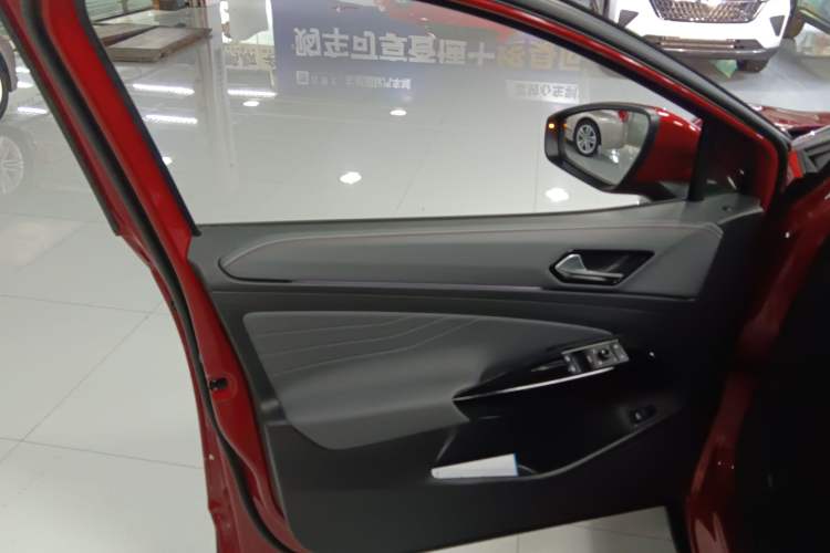 Used Volkswagen ID.4 X 2022 Pure Long-Range Version Interior 7