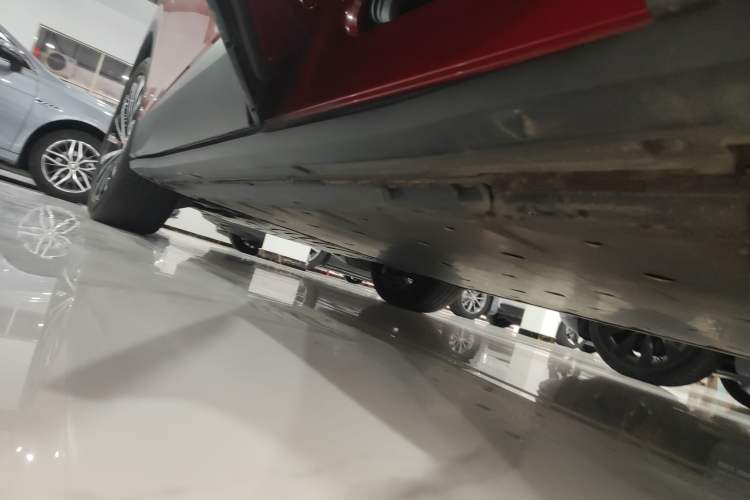 Used Volkswagen ID.4 X 2023 Upgraded Model Pure Long-Range Version Left Side Sill
