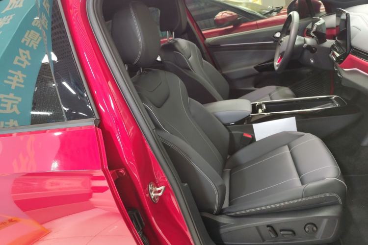 Used Volkswagen ID.4 X 2022 Pure Long-Range Version Right Front Seat