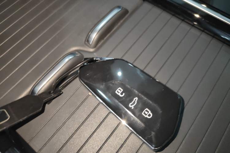 Used Volkswagen ID.4 X 2023 Upgraded Model Pure Long-Range Version Vehicle Key