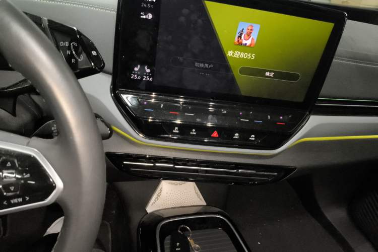 Used Volkswagen ID.4 X 2021 Prime Kinergy Four-Wheel Drive Edition Audio And AC Panel