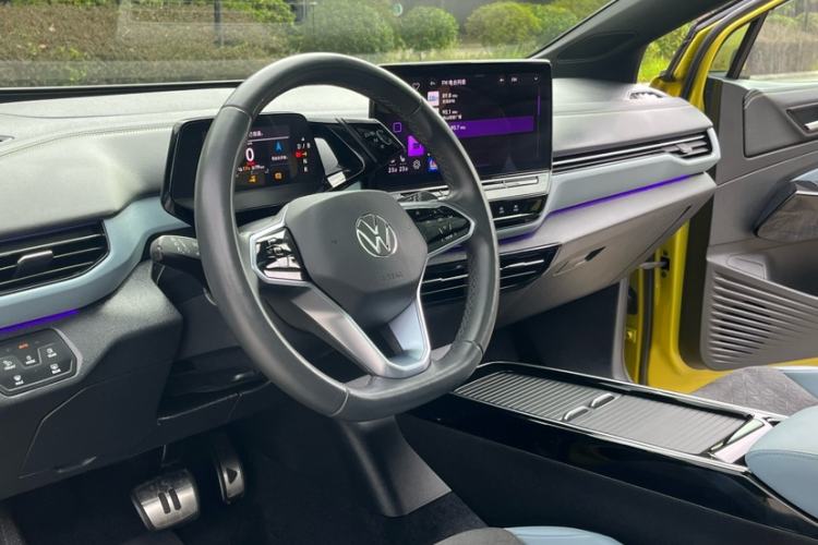 Used Volkswagen ID.4 X 2021 Pro Smart Long-Range Edition Interior 2