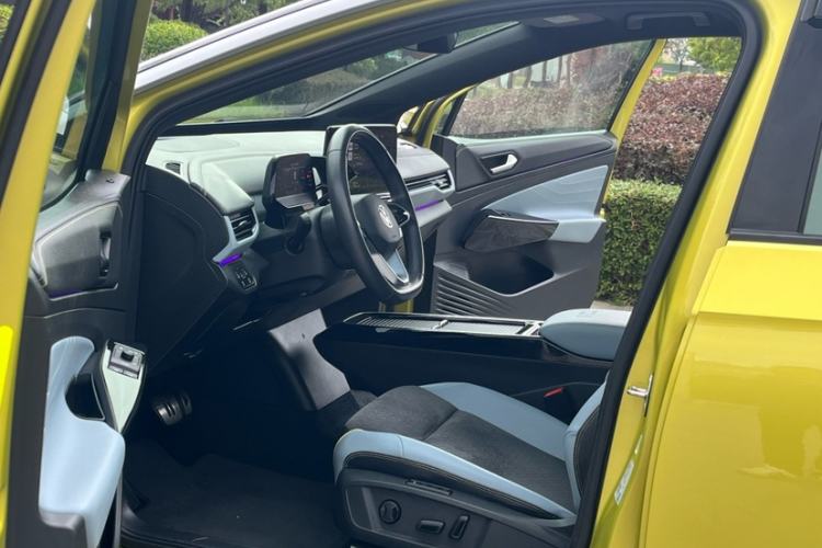 Used Volkswagen ID.4 X 2021 Pro Smart Long-Range Edition Interior 6