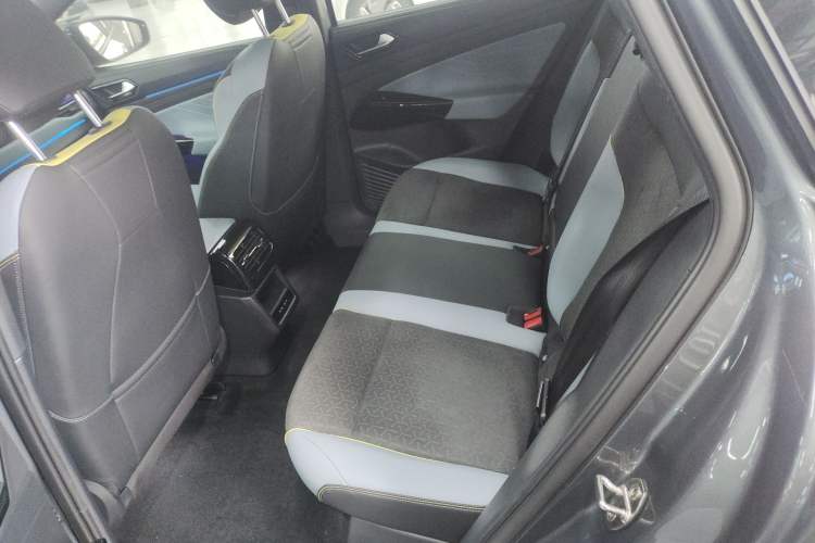 Used Volkswagen ID.4 X 2021 Pro Smart Long-Range Edition Interior 4
