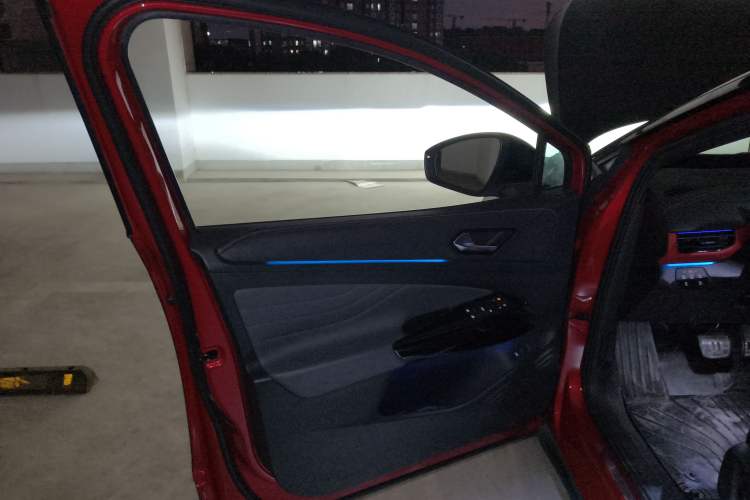 Used Volkswagen ID.4 X 2021 Pro Smart Long-Range Edition Left Front Door Interior