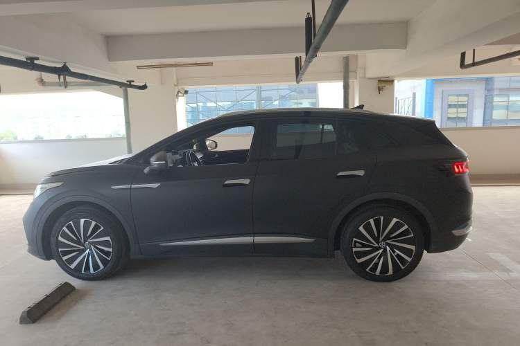 Used Volkswagen ID.4 X 2021 Pro Smart Long-Range Edition Left Side