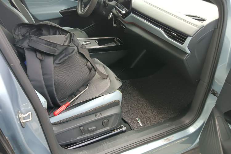 Used Volkswagen ID.4 X 2021 1st Edition ID. First Impression Edition Right Front Seat