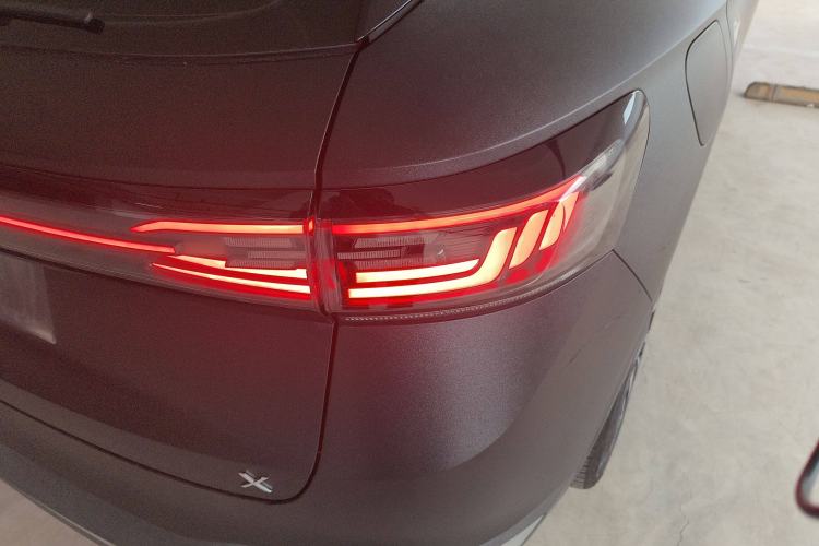 Used Volkswagen ID.4 X 2021 Pro Smart Long-Range Edition Right Rear Taillight