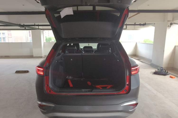 Used Volkswagen ID.4 X 2021 Pro Smart Long-Range Edition Trunk