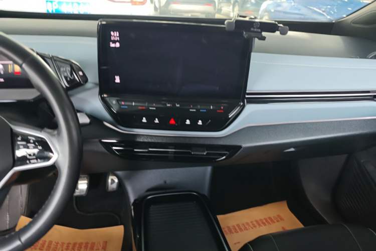 Used Volkswagen ID.4 X 2021 Pro Smart Long-Range Edition Audio And AC Panel