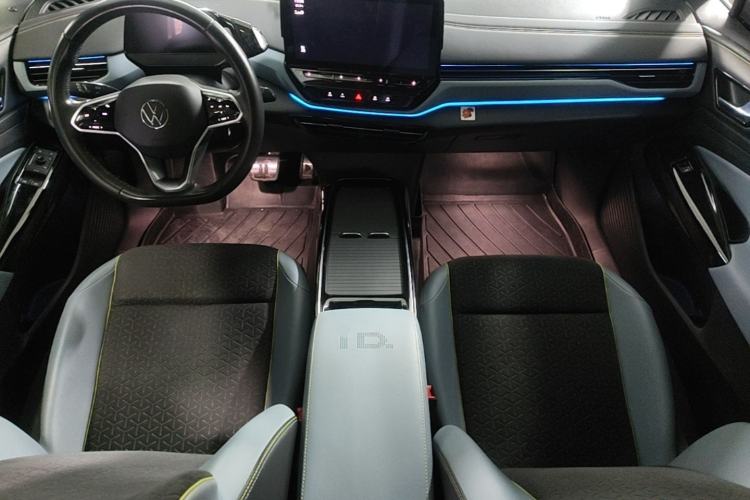 Used Volkswagen ID.4 X 2021 Pro Smart Long-Range Edition Center Console
