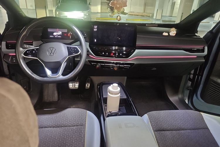Used Volkswagen ID.4 X 2021 Pro Smart Long-Range Edition Center Console