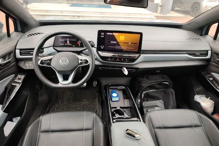 Used Volkswagen ID.4 X 2021 Pure Edition Center Console