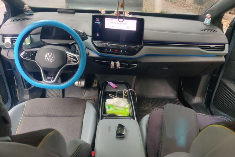 Used Volkswagen ID.4 X 2021 Pro Smart Long-Range Edition Center Console