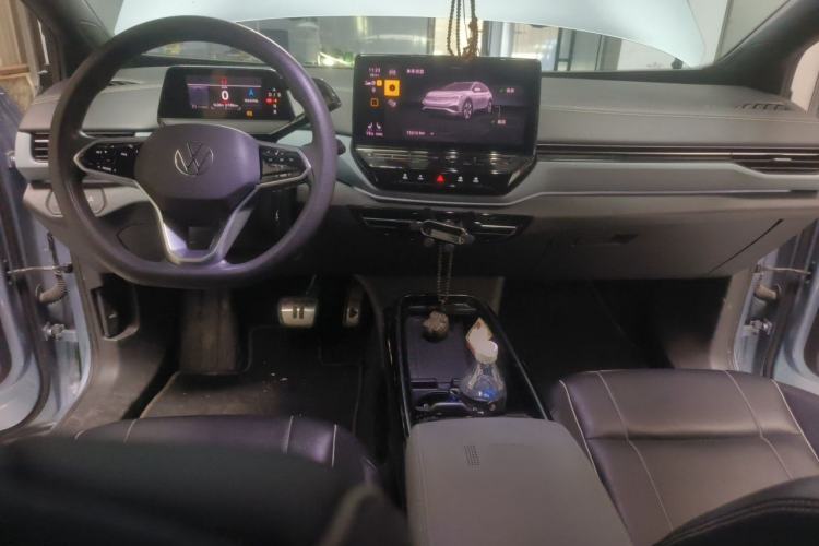 Used Volkswagen ID.4 X 2021 Pure+ Long-Range Edition Center Console