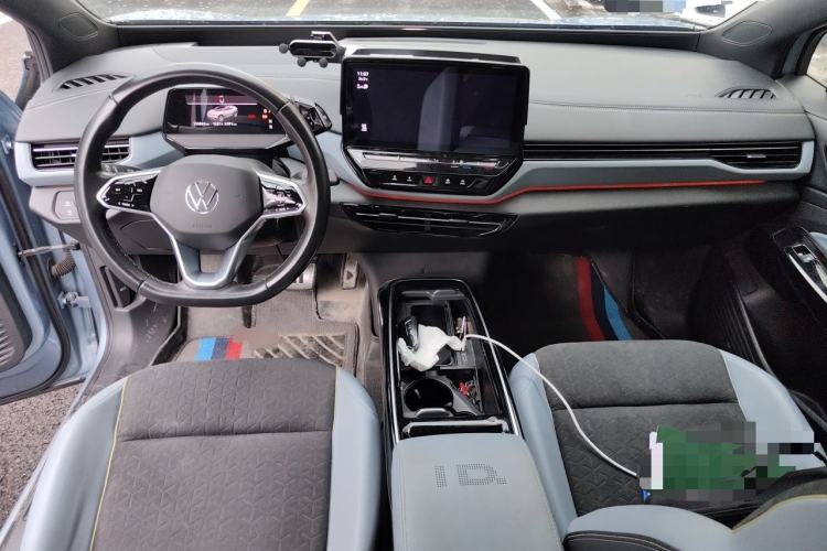 Used Volkswagen ID.4 X 2021 Pro Smart Long-Range Edition Center Console