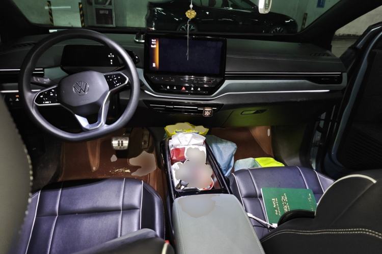 Used Volkswagen ID.4 X 2021 Pure+ Long-Range Edition Center Console
