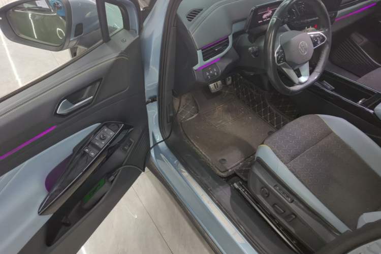 Used Volkswagen ID.4 X 2021 Pro Smart Long-Range Edition Driver Seat
