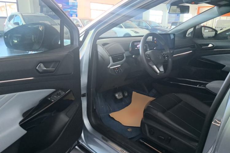 Used Volkswagen ID.4 X 2021 Pure+ Long-Range Edition Driver Seat
