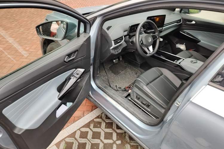 Used Volkswagen ID.4 X 2021 Pure Edition Driver Seat