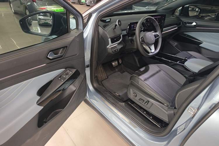 Used Volkswagen ID.4 X 2021 Pure Edition Driver Seat