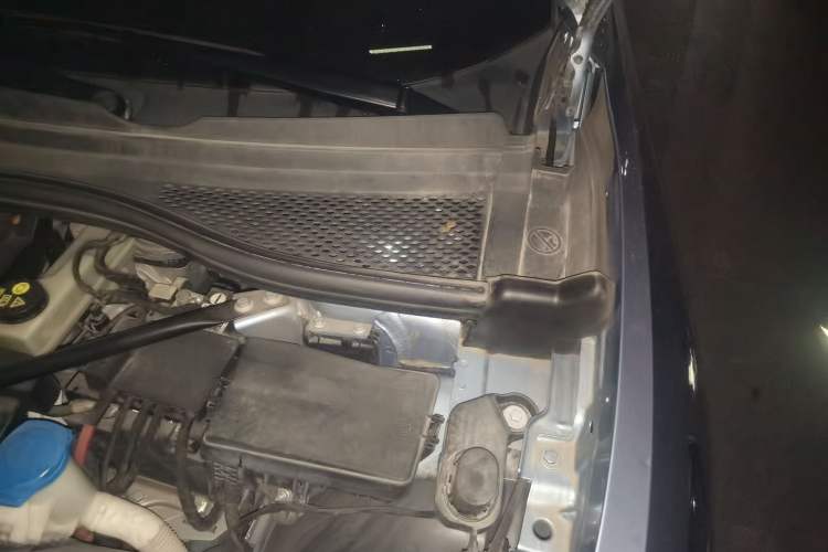 Used Volkswagen ID.4 X 2021 Pro Smart Long-Range Edition Engine Bay Left