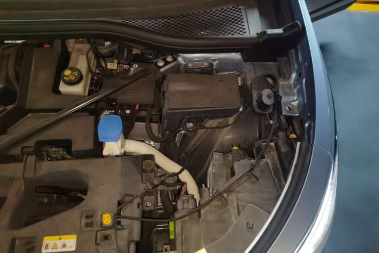 Used Volkswagen ID.4 X 2021 Pro Smart Long-Range Edition Engine Bay Left