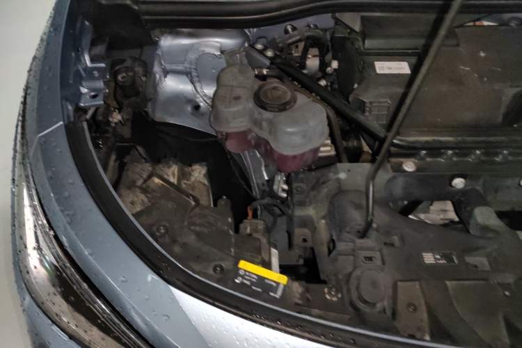 Used Volkswagen ID.4 X 2021 Pro Smart Long-Range Edition Engine Bay Right