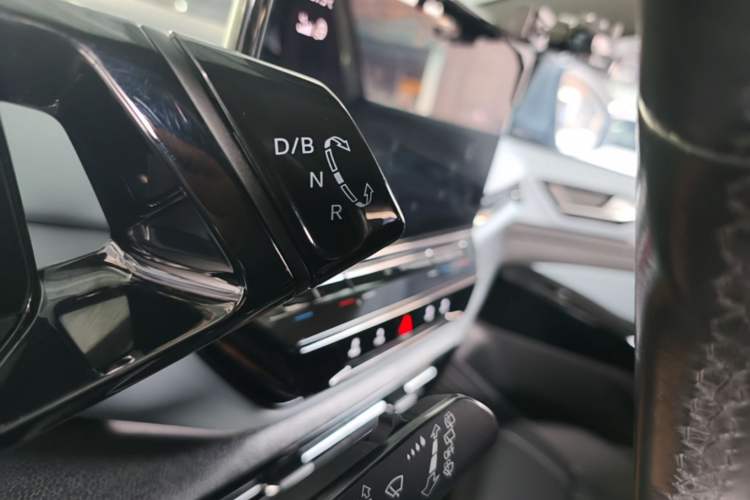 Used Volkswagen ID.4 X 2021 Pro Smart Long-Range Edition Gear Lever