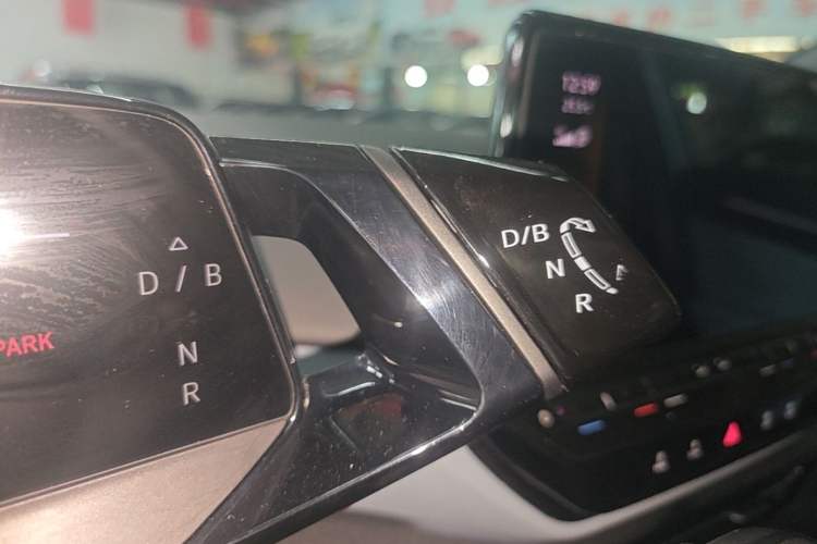 Used Volkswagen ID.4 X 2021 Pure Edition Gear Lever