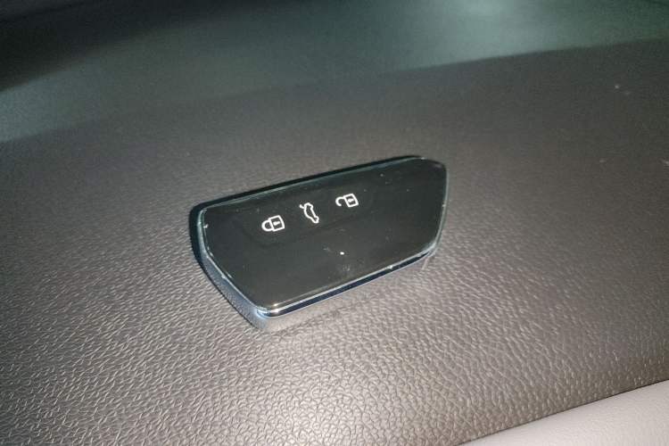 Used Volkswagen ID.4 X 2021 Pro Smart Long-Range Edition Interior 1